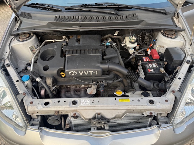 (VERKOCHT) Toyota Yaris 1.3 VVT-i 2004 (Airco)