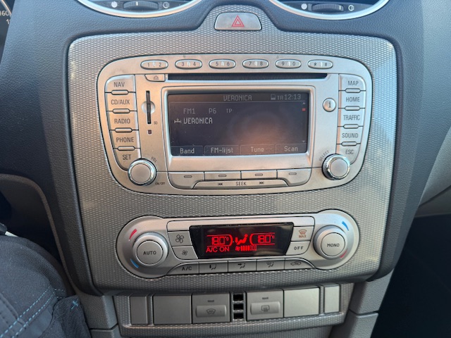 (VERKOCHT) Ford Focus 1.8 92KW Wagon 2010 Zwart
