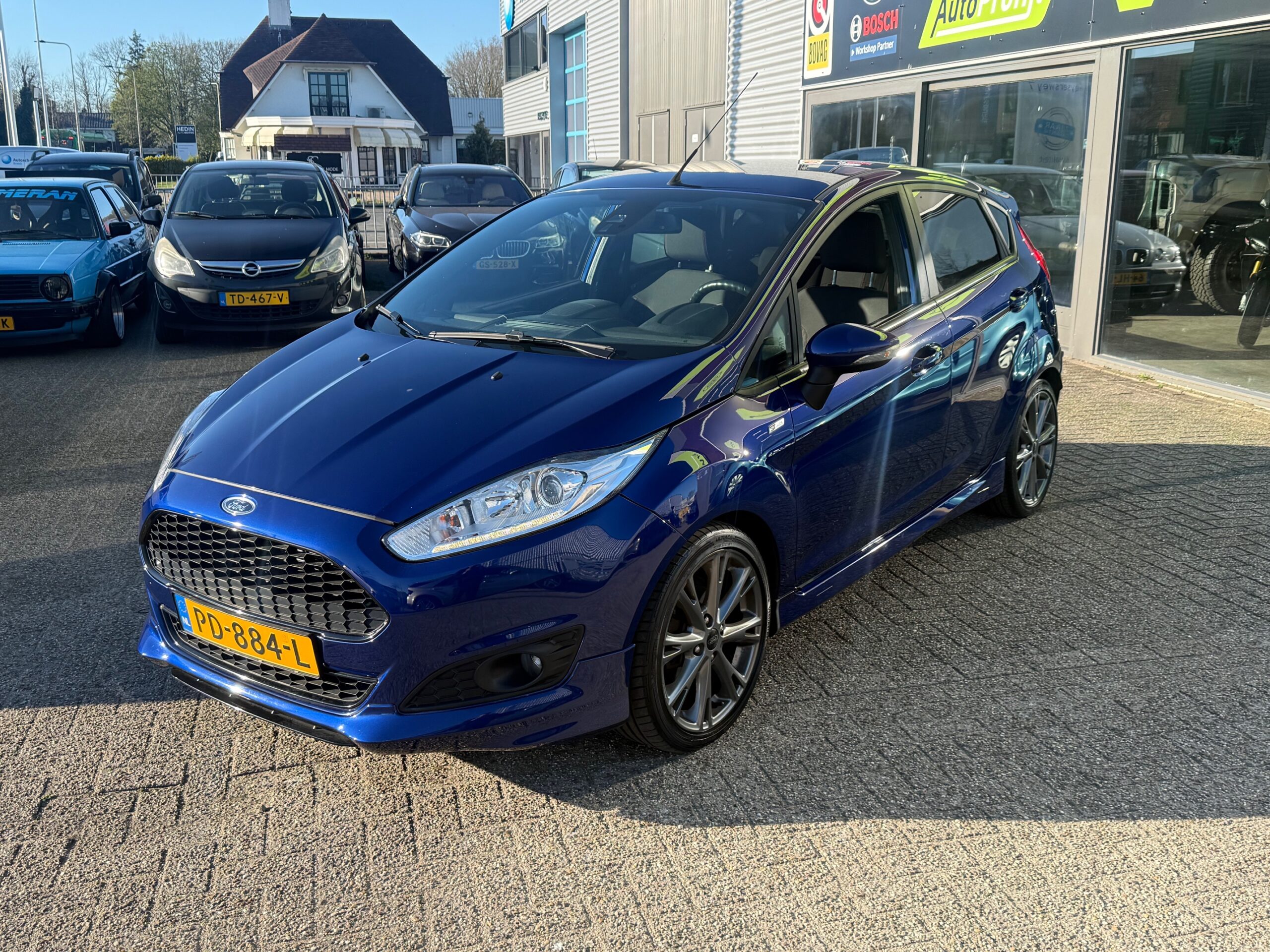 Ford Fiësta 1.0 Ecoboost 100pk 5dr 2017 Blauw, ST Line